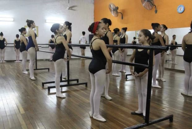 Compasses Escuela De Danza, foto de portada