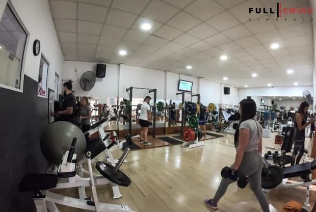 Full Swing, foto 5