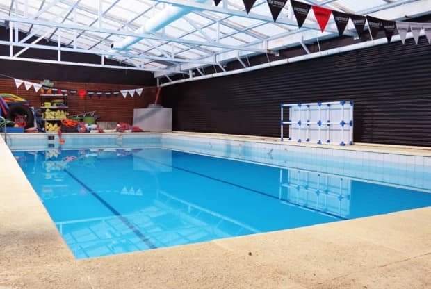 Gimnasio Y Natatorio Usos, foto de portada