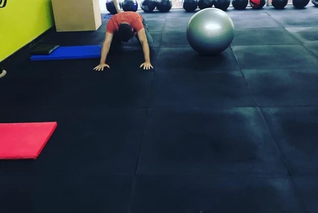 Gimnasio Y Natatorio Usos, foto 6