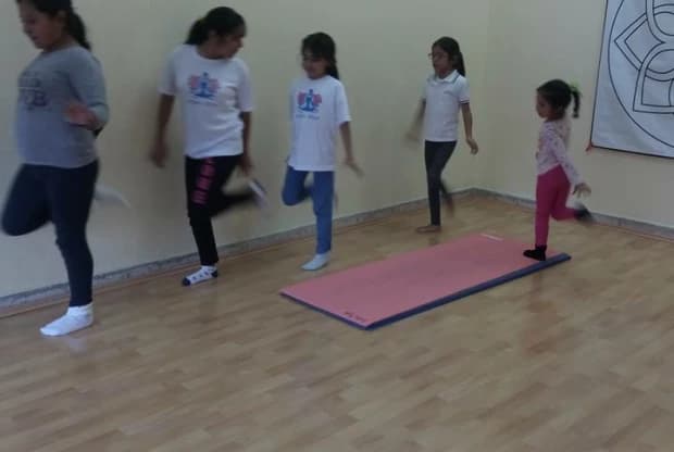 Indra Yoga, foto de portada