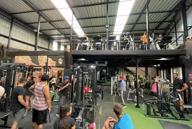 La Roca Gym, foto de portada