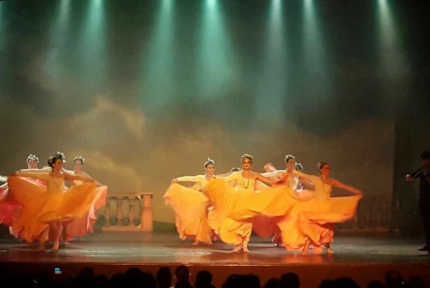 Nínive Orrego Danzas, foto de portada