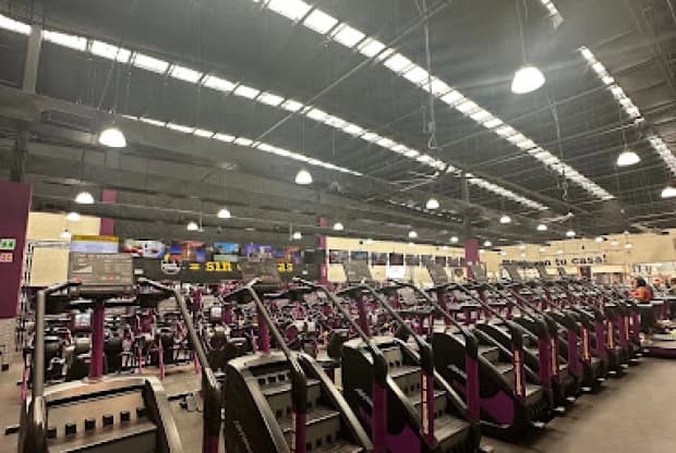 Planet Fitness Plaza Cimatario, foto 3