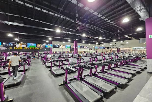 Planet Fitness Plaza Cimatario, foto 4