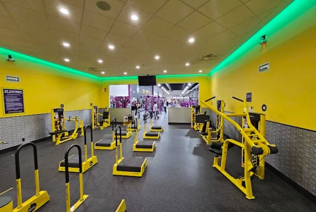 Planet Fitness Plaza Cimatario, foto 5