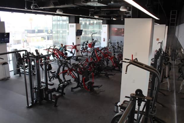 Sports World Nave 01 Apodaca, foto 4