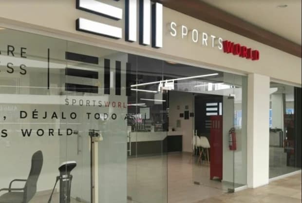 Sports World - Patio Revolución, foto de portada