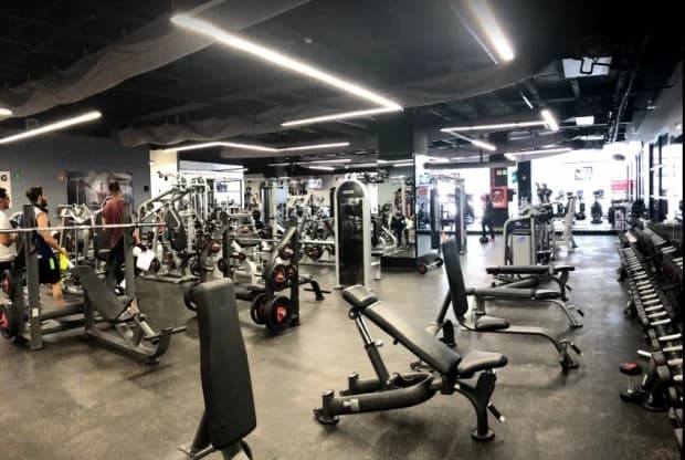 Sports World - Patio Revolución, foto 2