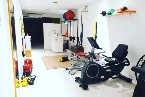 Training Center, foto de portada